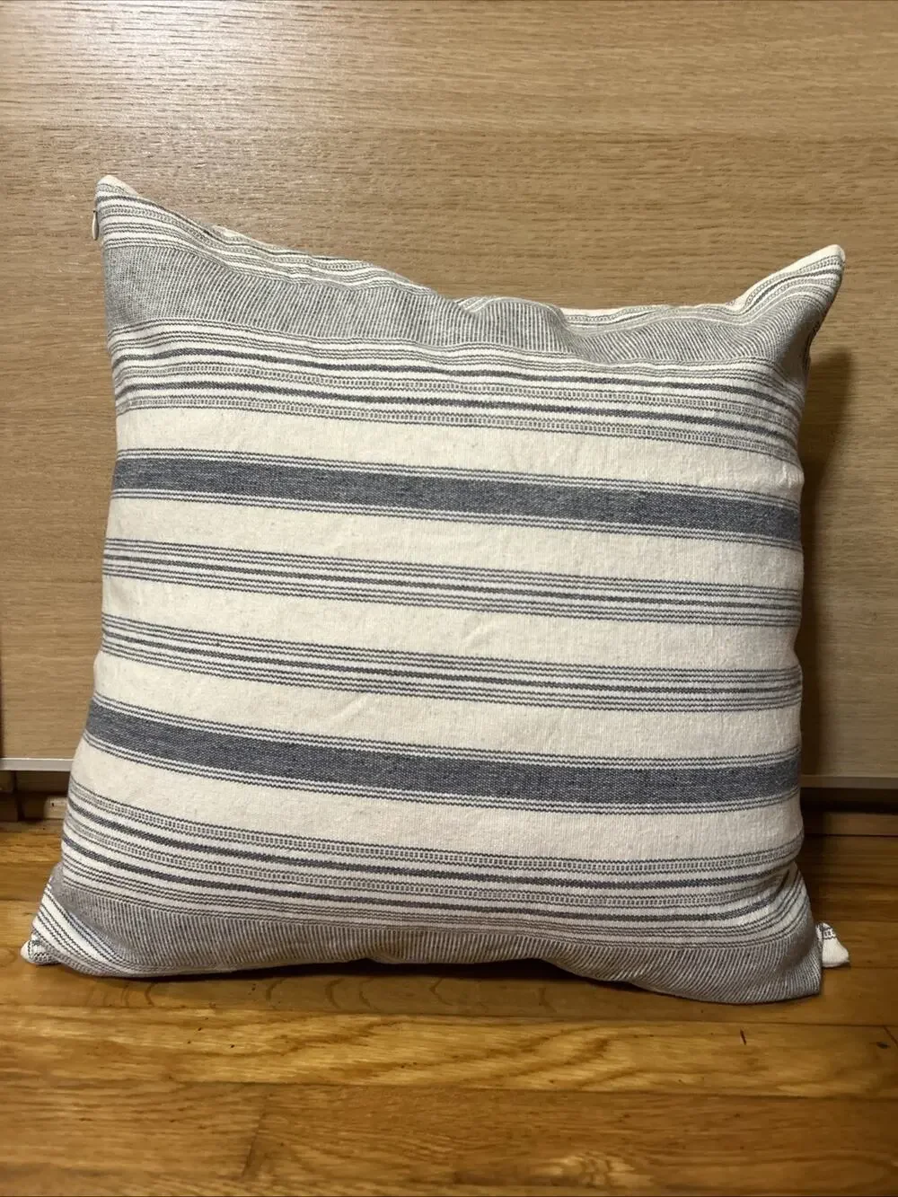 Lauren Ralph Lauren Pillow & Cotton Cover Striped 20” x 20” Waterfowl Feathers